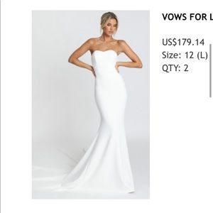 Showpo. Vows for Life Wedding Gown Size US 8 UK 12